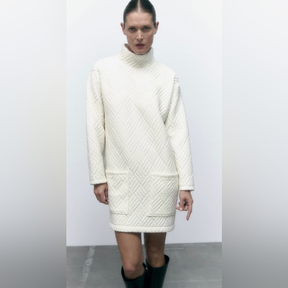 Zara Short Quilted Dress- like new (worn for a few hours)